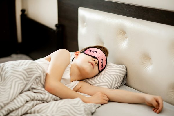 Éveillez votre bien-être avec des masques de nuit confortables